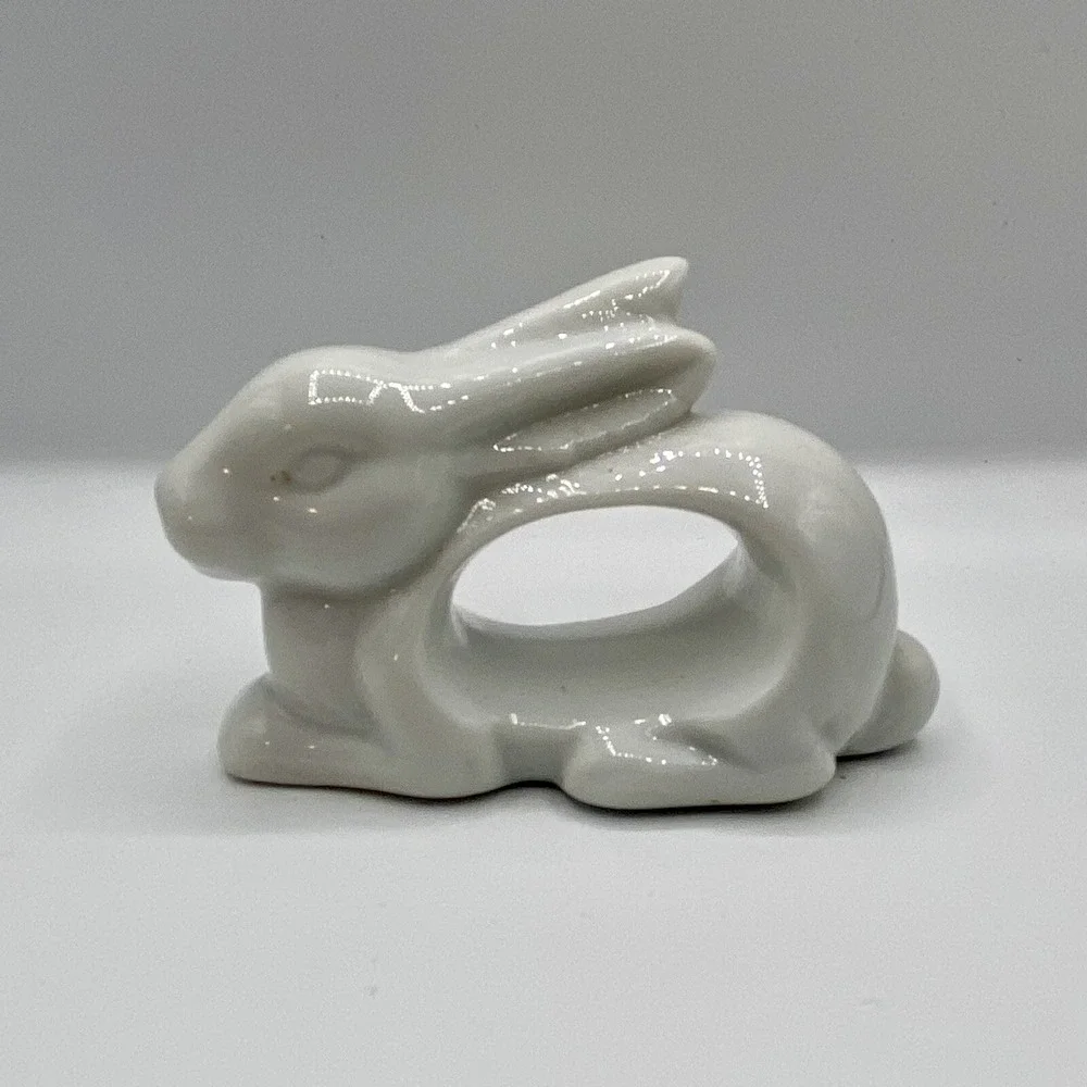 Vintage Japanese White Ceramic Napkin Rings Holders Set Of 4 Cow Pig Duck Rabbit
